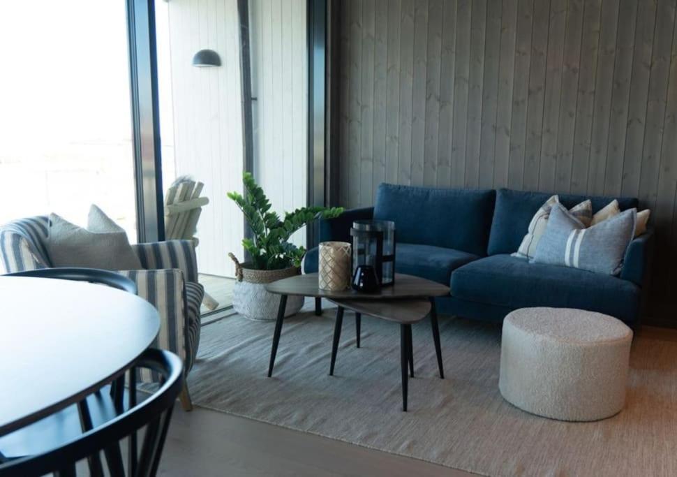 Seafront Apartment Henningsvaer Exterior photo